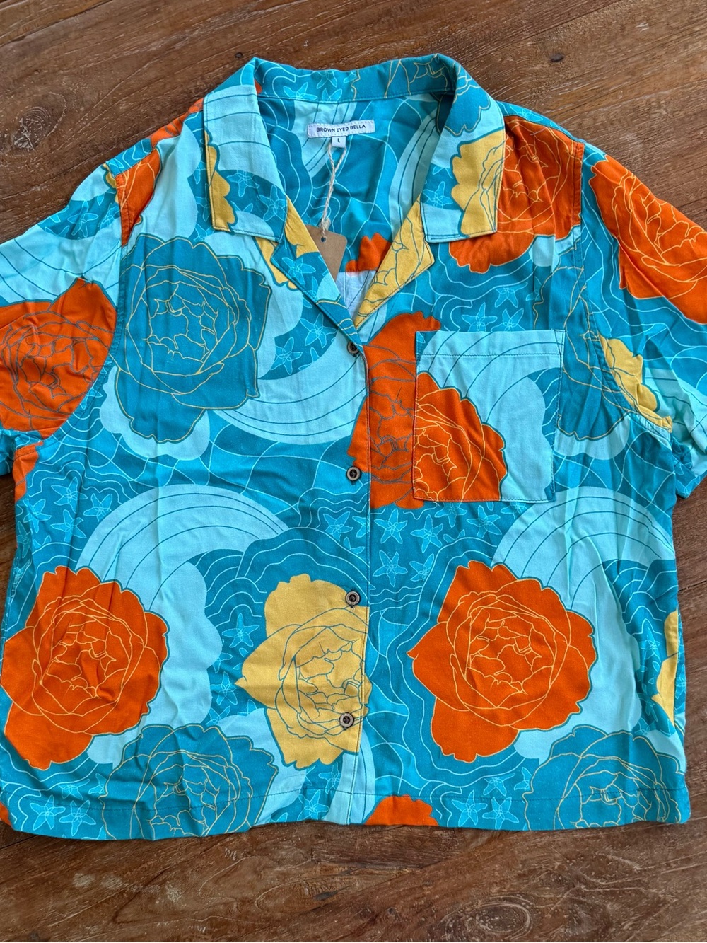 NWT Women’s SS Aloha Shirt by Brown Eyed Bella Maui
